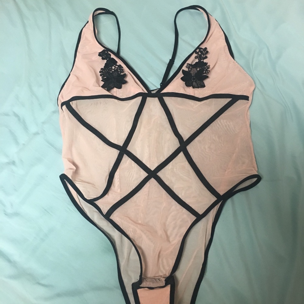 Rue 21 lingerie